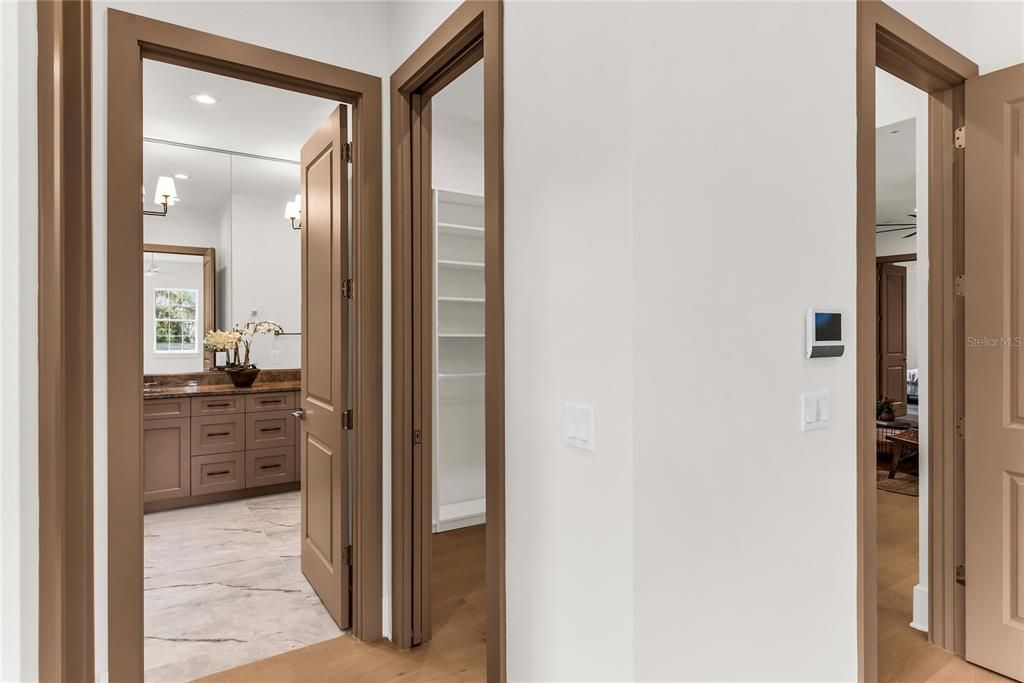 En Venta: $1,397,000 (5 camas, 4 baños, 3392 Pies cuadrados)