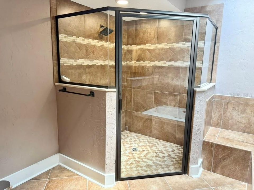 En Renta: $1,990 (2 camas, 2 baños, 1935 Pies cuadrados)