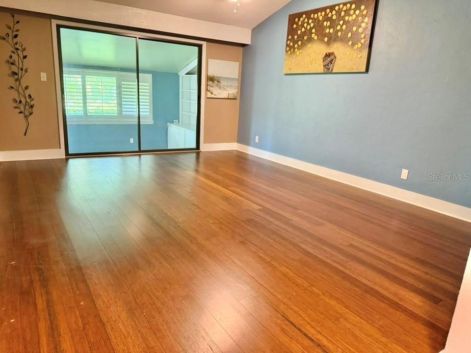 En Renta: $1,990 (2 camas, 2 baños, 1935 Pies cuadrados)