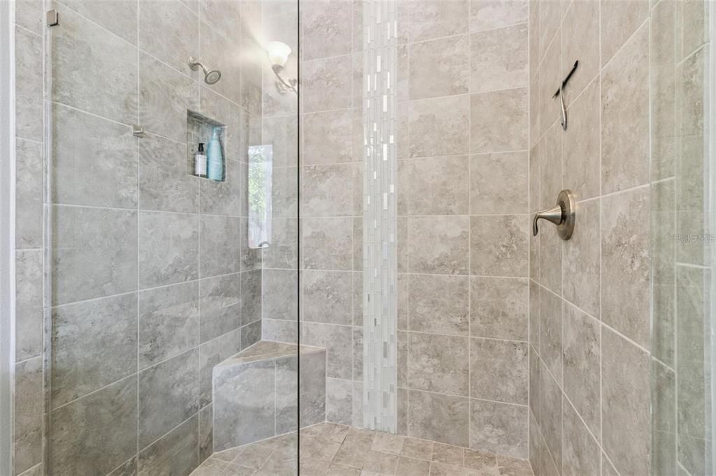 В аренду: $6,800 (4 спален, 4 ванн, 3636 Квадратных фут)
