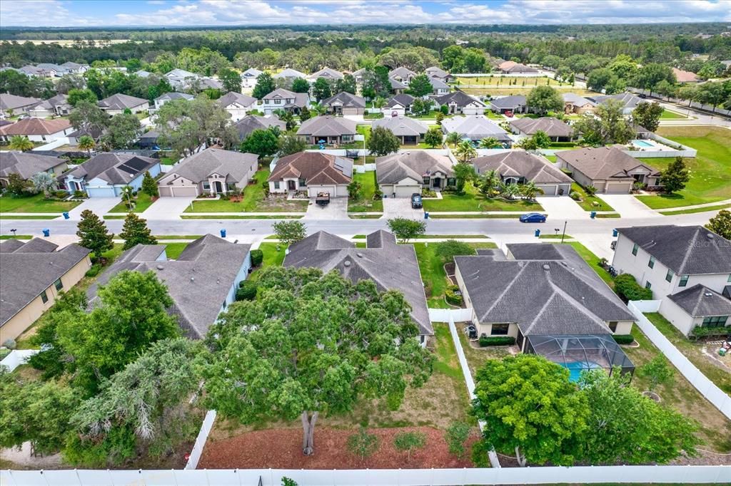 En Venta: $469,900 (4 camas, 3 baños, 2659 Pies cuadrados)