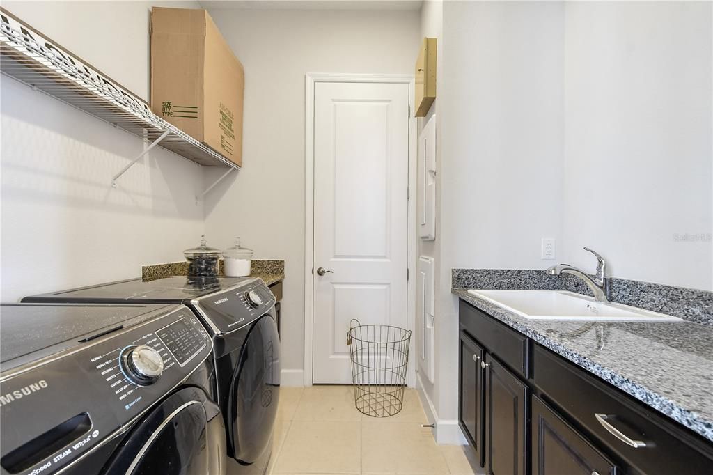 В аренду: $4,400 (4 спален, 3 ванн, 3203 Квадратных фут)