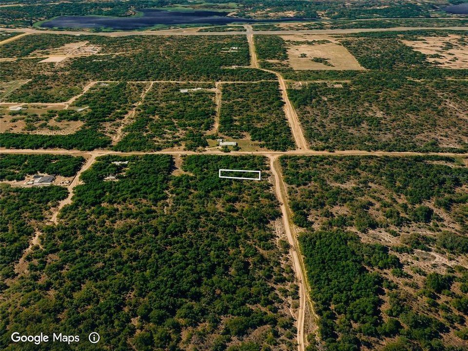 En Venta: $5,000 (0.09 acres)