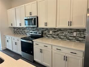 For Rent: $2,895 (3 beds, 2 baths, 2020 Square Feet)