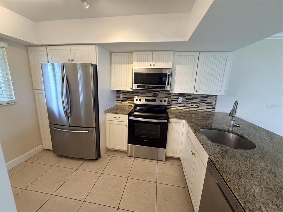 В аренду: $1,495 (2 спален, 2 ванн, 972 Квадратных фут)