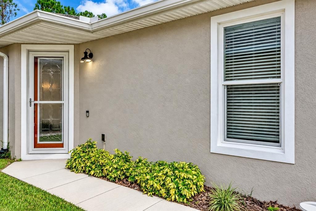 En Venta: $240,000 (2 camas, 2 baños, 1323 Pies cuadrados)