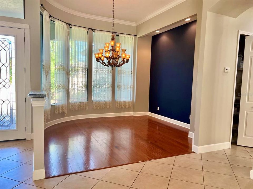 For Rent: $3,600 (6 beds, 5 baths, 4278 Square Feet)