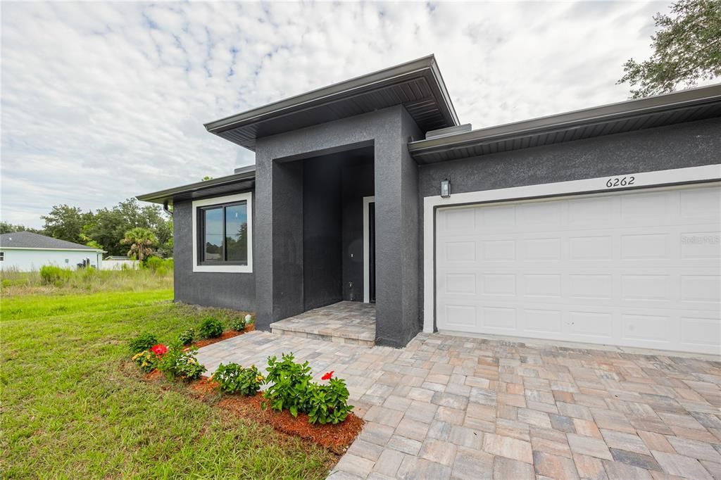 En Venta: $374,999 (3 camas, 2 baños, 1645 Pies cuadrados)