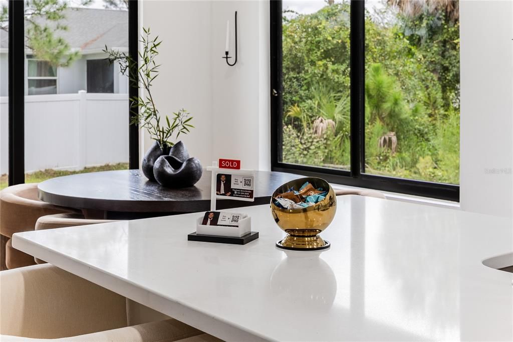 En Venta: $374,999 (3 camas, 2 baños, 1645 Pies cuadrados)