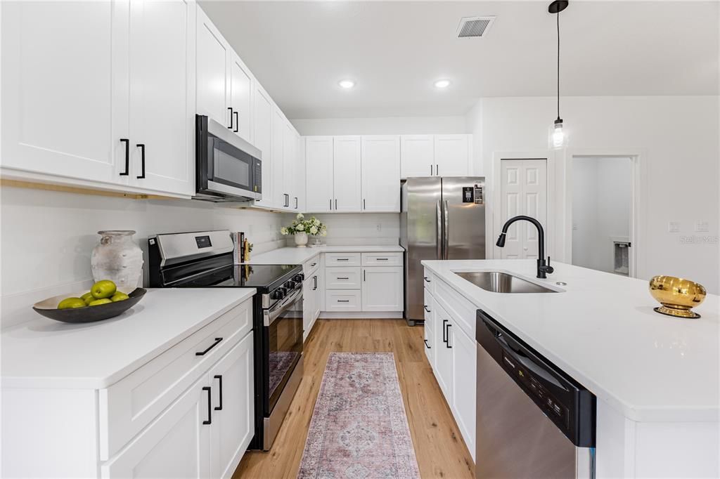 En Venta: $374,999 (3 camas, 2 baños, 1645 Pies cuadrados)