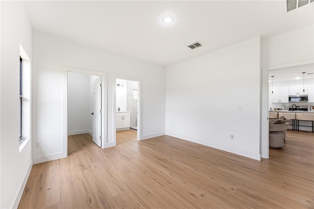 En Venta: $374,999 (3 camas, 2 baños, 1645 Pies cuadrados)