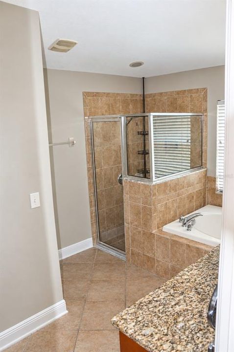 En Venta: $449,999 (4 camas, 2 baños, 2186 Pies cuadrados)