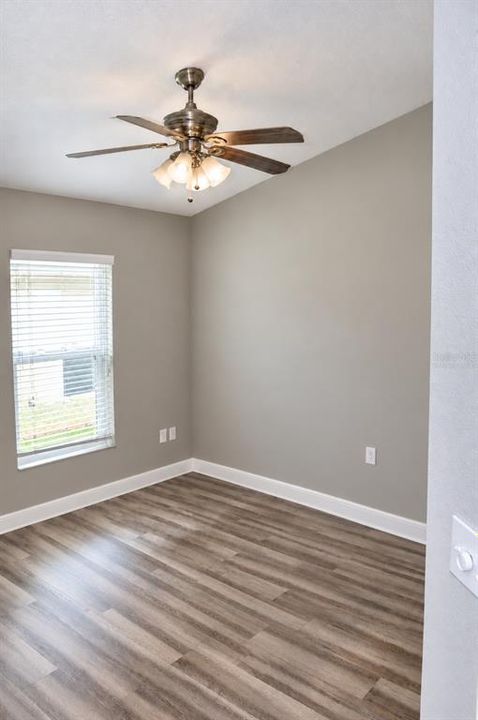 En Venta: $449,999 (4 camas, 2 baños, 2186 Pies cuadrados)