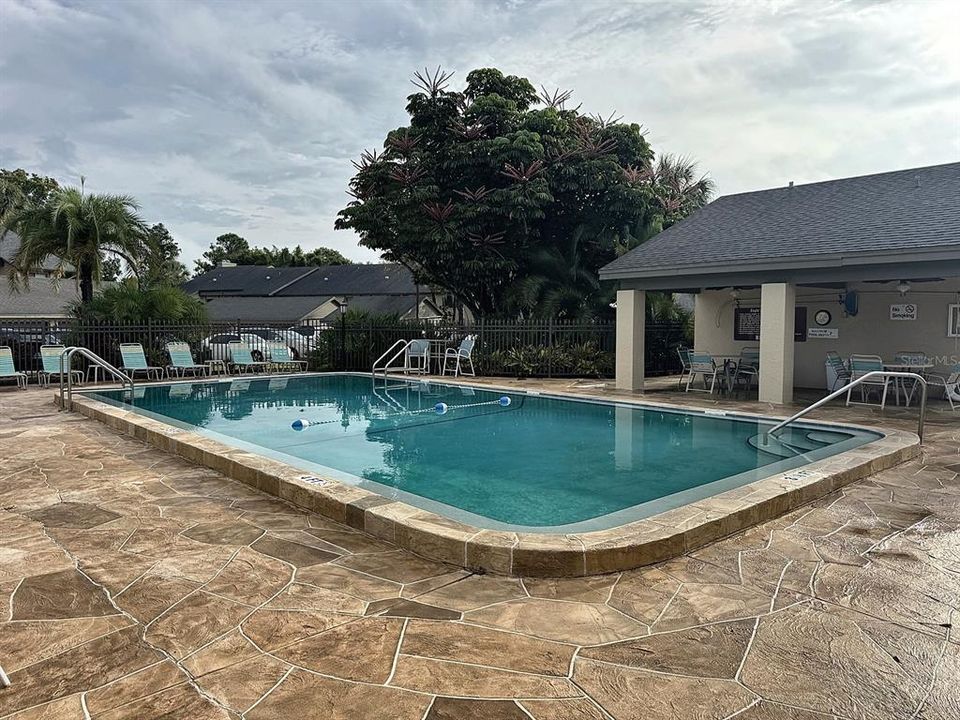 For Rent: $1,800 (1 beds, 1 baths, 850 Square Feet)