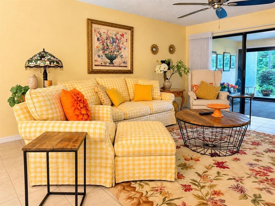 For Rent: $1,800 (1 beds, 1 baths, 850 Square Feet)