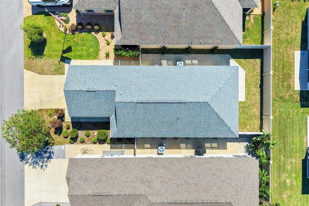 На продажу: $350,000 (2 спален, 2 ванн, 1290 Квадратных фут)