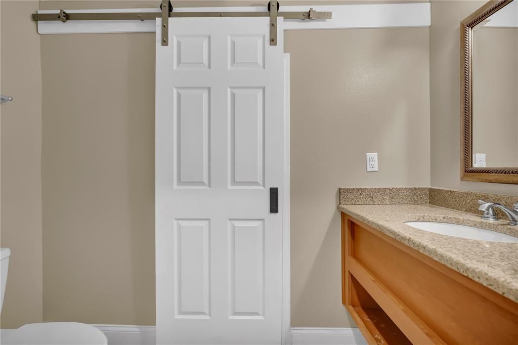 For Rent: $2,400 (4 beds, 3 baths, 1950 Square Feet)