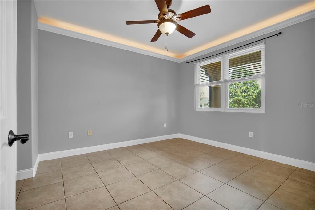 For Rent: $2,400 (4 beds, 3 baths, 1950 Square Feet)