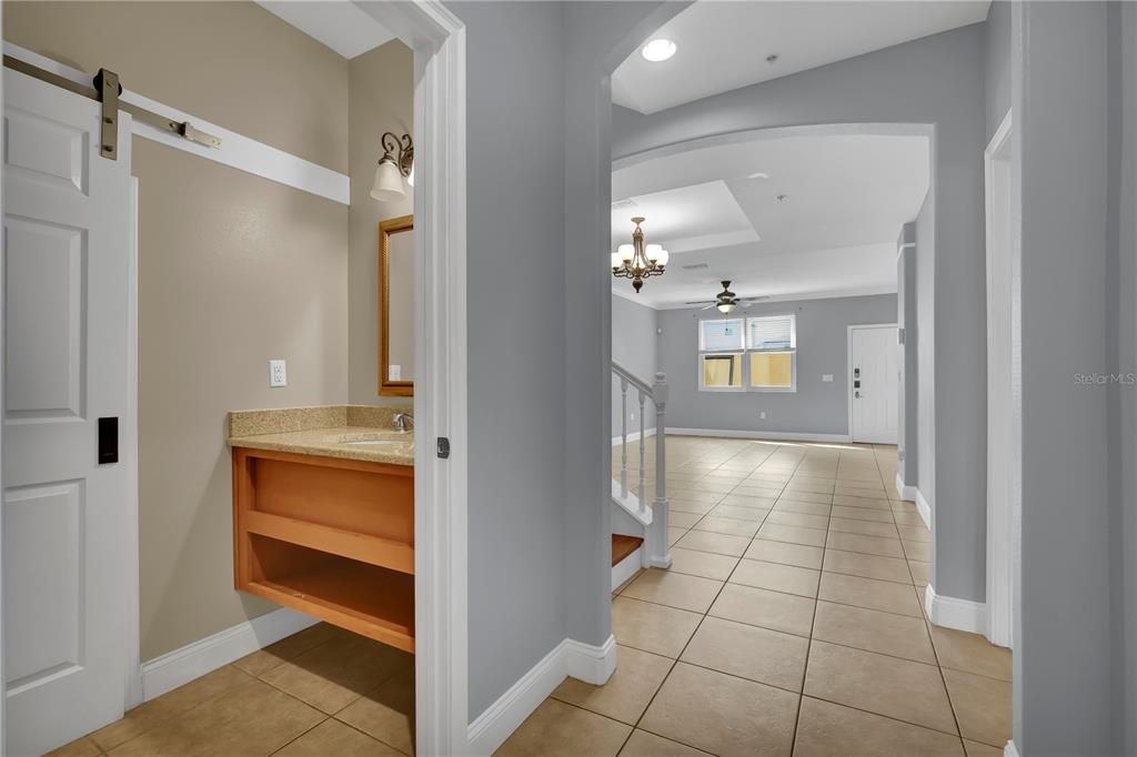 For Rent: $2,400 (4 beds, 3 baths, 1950 Square Feet)