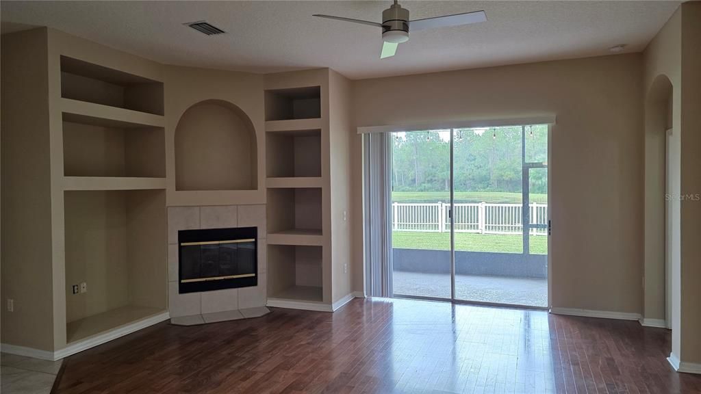В аренду: $2,875 (4 спален, 3 ванн, 2195 Квадратных фут)