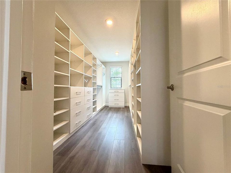 В аренду: $3,200 (4 спален, 2 ванн, 2334 Квадратных фут)