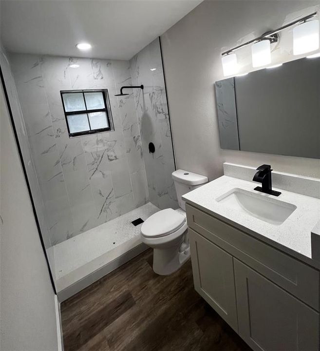 En Venta: $459,900 (5 camas, 4 baños, 2296 Pies cuadrados)
