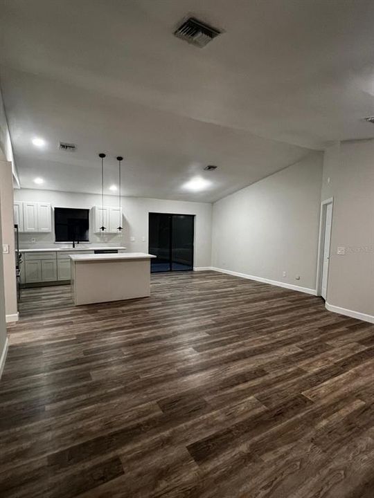 En Venta: $459,900 (5 camas, 4 baños, 2296 Pies cuadrados)