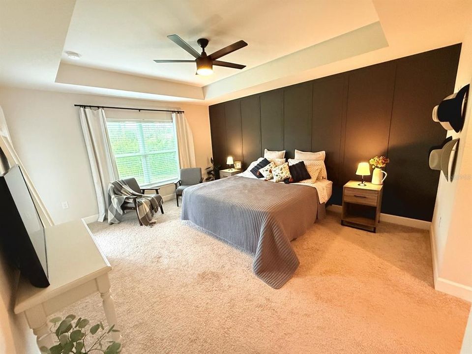 En Venta: $420,000 (4 camas, 2 baños, 2329 Pies cuadrados)