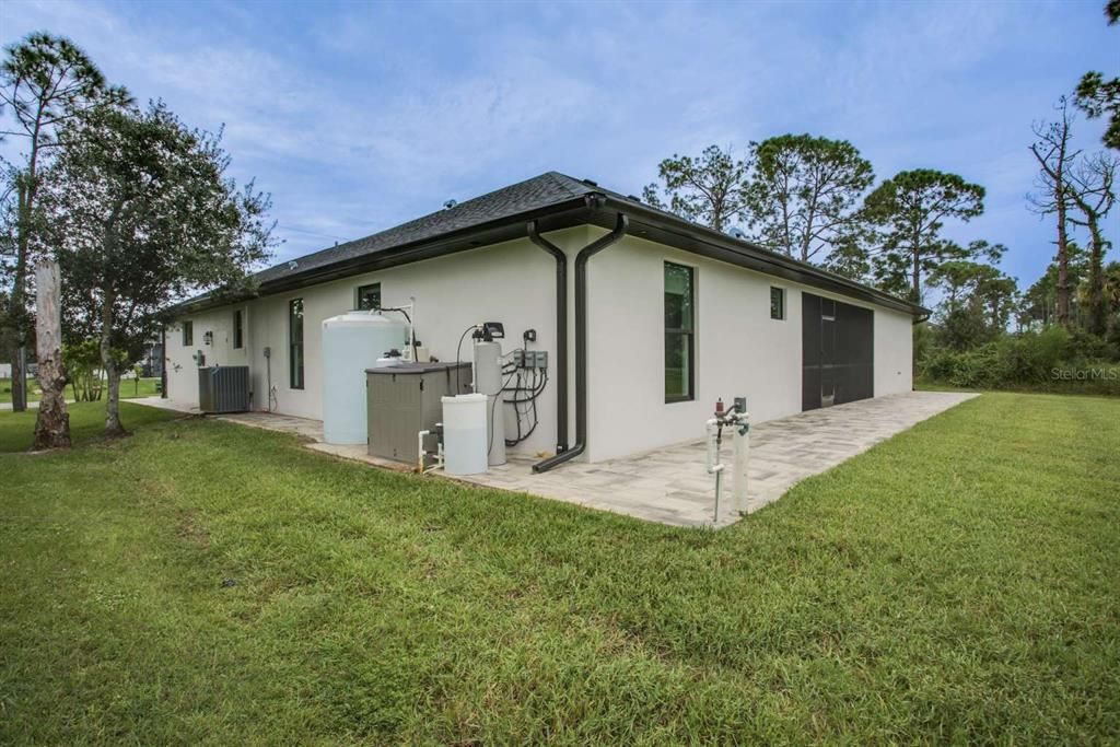 For Sale: $629,900 (3 beds, 3 baths, 2442 Square Feet)