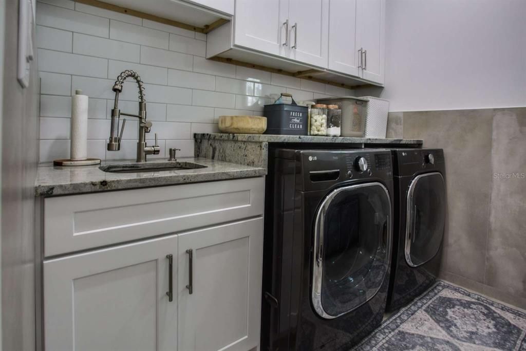 For Sale: $629,900 (3 beds, 3 baths, 2442 Square Feet)
