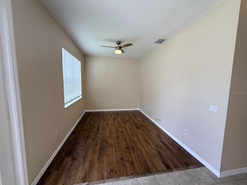Active With Contract: $1,895 (3 beds, 2 baths, 2200 Square Feet)