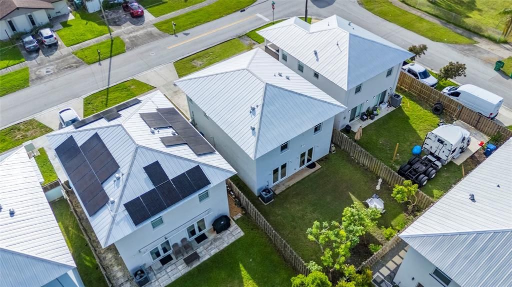 En Venta: $649,900 (4 camas, 2 baños, 1864 Pies cuadrados)