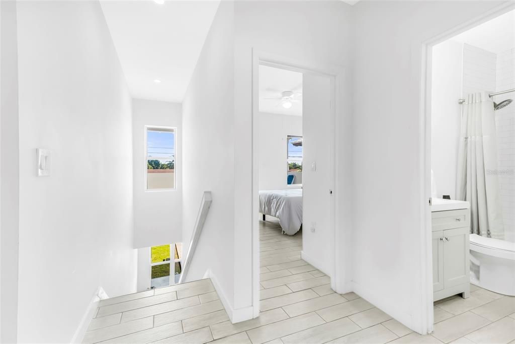 En Venta: $649,900 (4 camas, 2 baños, 1864 Pies cuadrados)