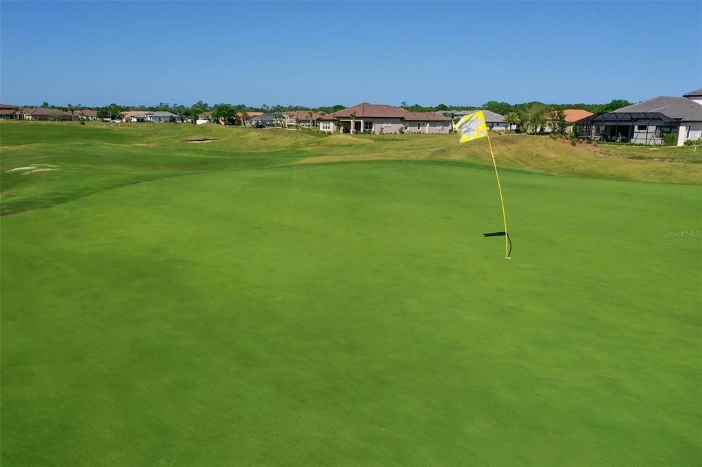 На продажу: $120,000 (0.17 acres)