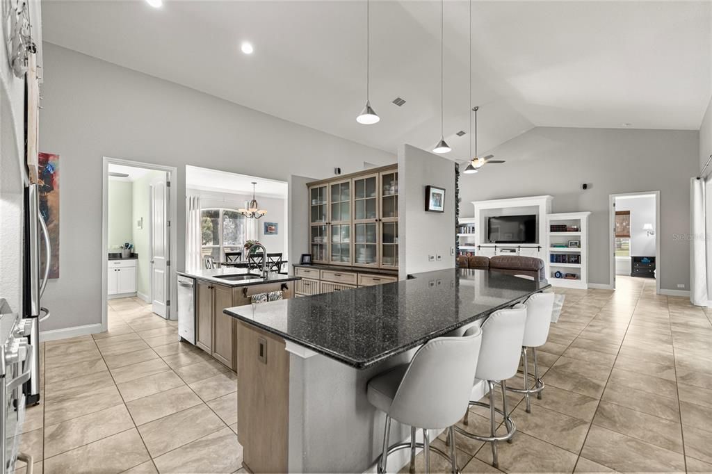 For Sale: $3,795,000 (3 beds, 3 baths, 3136 Square Feet)
