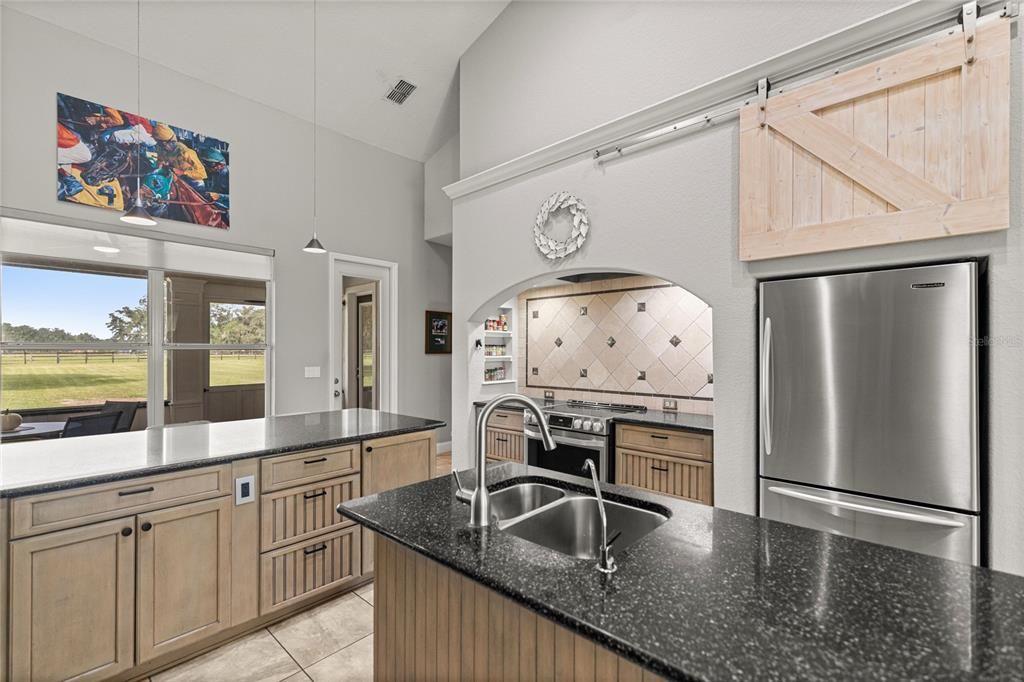 For Sale: $3,795,000 (3 beds, 3 baths, 3136 Square Feet)