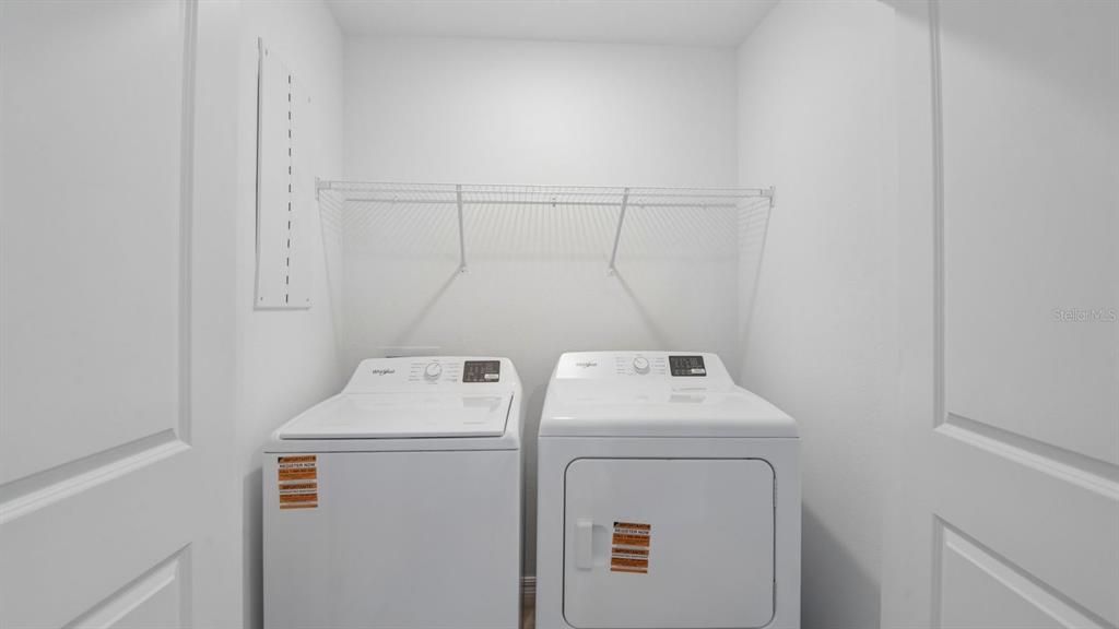 For Sale: $257,000 (3 beds, 2 baths, 1223 Square Feet)