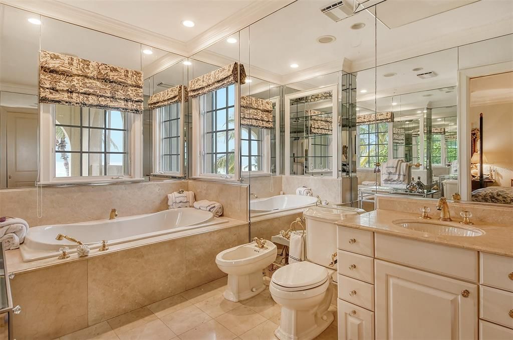 For Sale: $16,750,000 (4 beds, 6 baths, 6703 Square Feet)