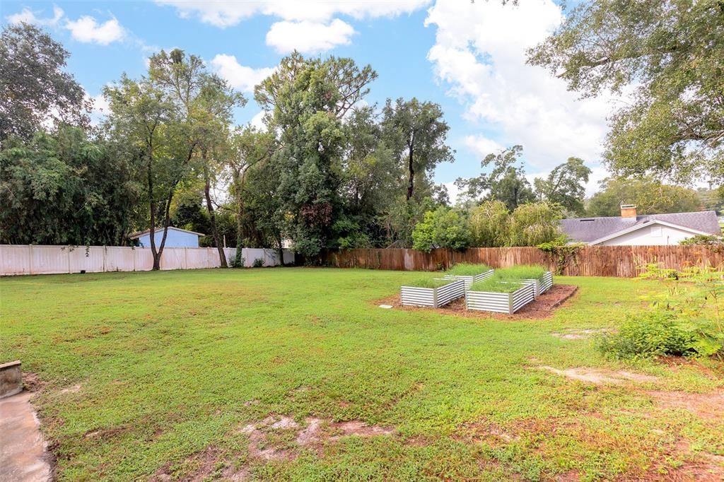 En Venta: $410,000 (3 camas, 3 baños, 1904 Pies cuadrados)