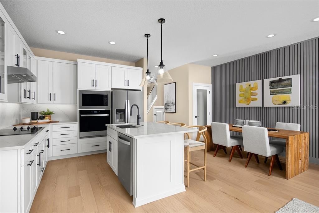 For Sale: $449,000 (3 beds, 2 baths, 1897 Square Feet)