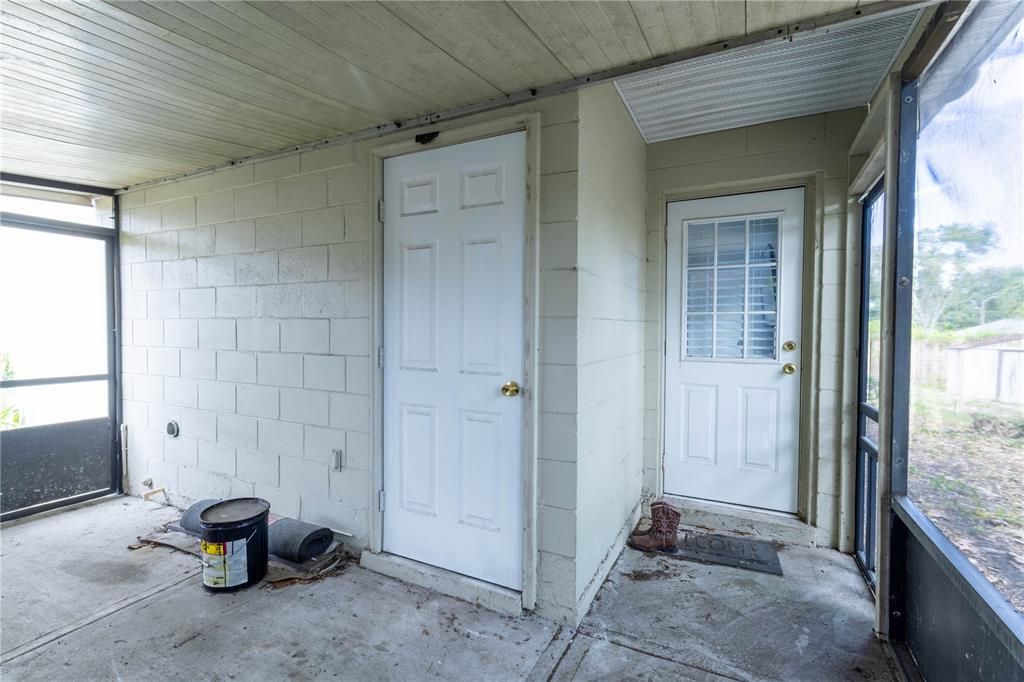 For Sale: $350,000 (3 beds, 2 baths, 1660 Square Feet)