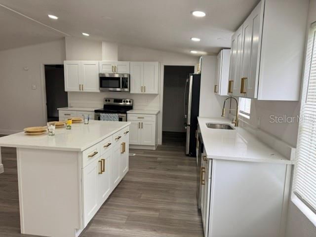 En Venta: $219,000 (4 camas, 2 baños, 1620 Pies cuadrados)