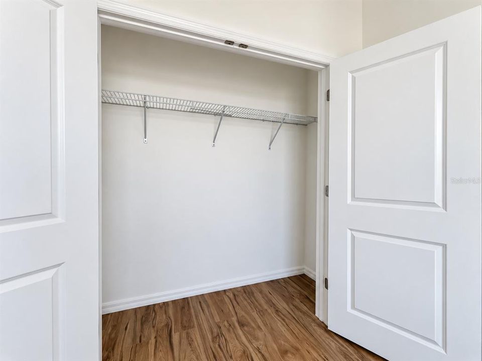 For Rent: $2,100 (3 beds, 2 baths, 1565 Square Feet)
