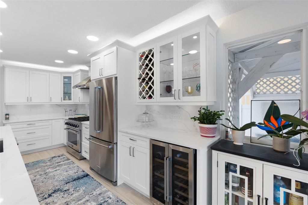 For Rent: $6,800 (3 beds, 3 baths, 2242 Square Feet)