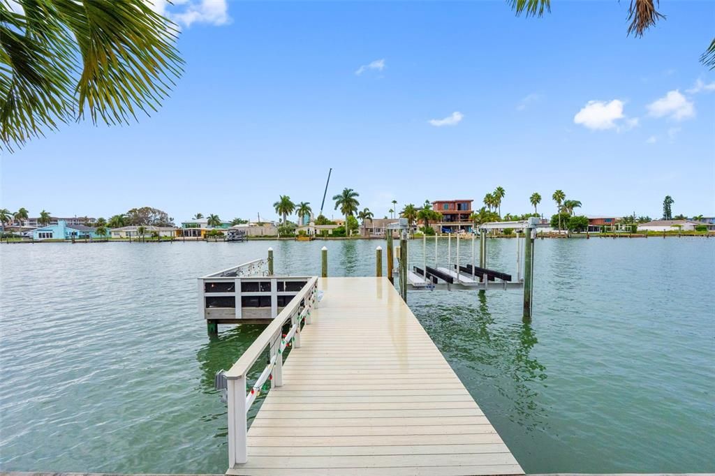 For Rent: $6,800 (3 beds, 3 baths, 2242 Square Feet)