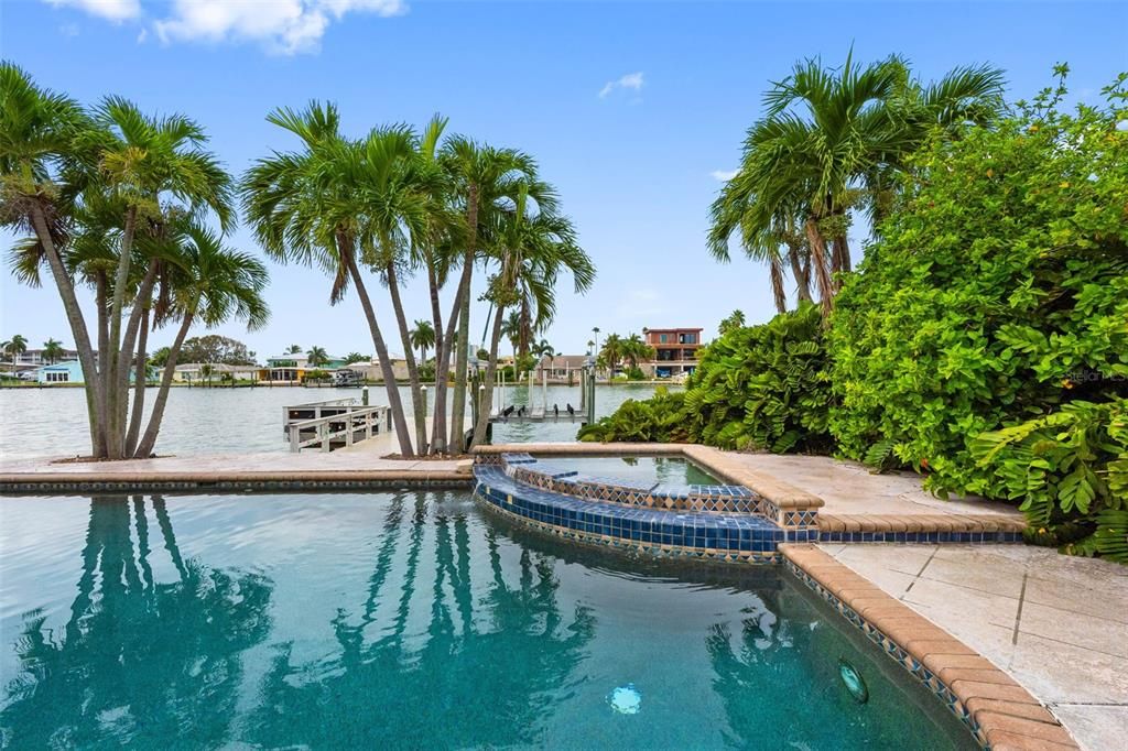 For Rent: $6,800 (3 beds, 3 baths, 2242 Square Feet)