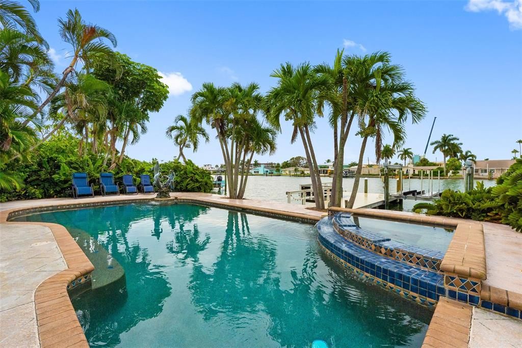 For Rent: $6,800 (3 beds, 3 baths, 2242 Square Feet)