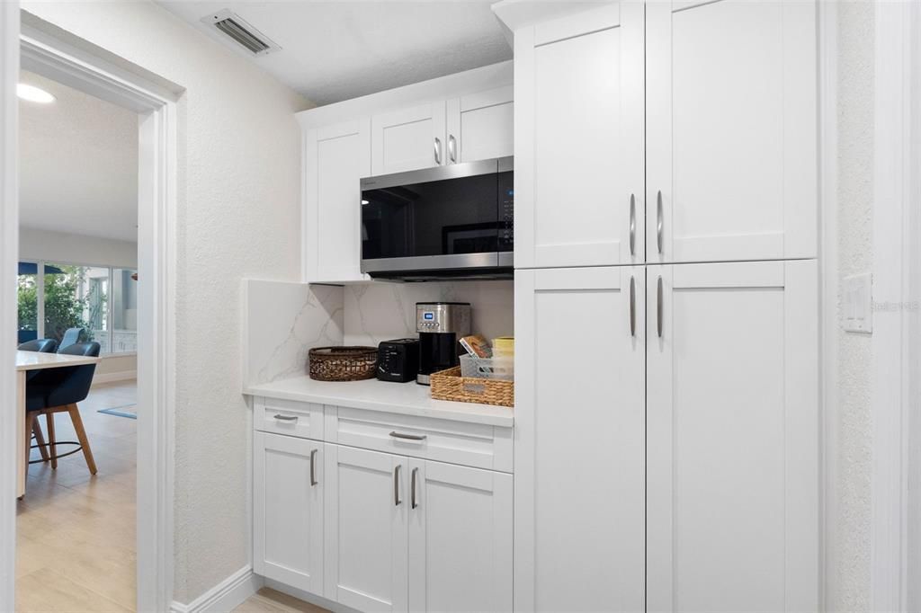 For Rent: $6,800 (3 beds, 3 baths, 2242 Square Feet)