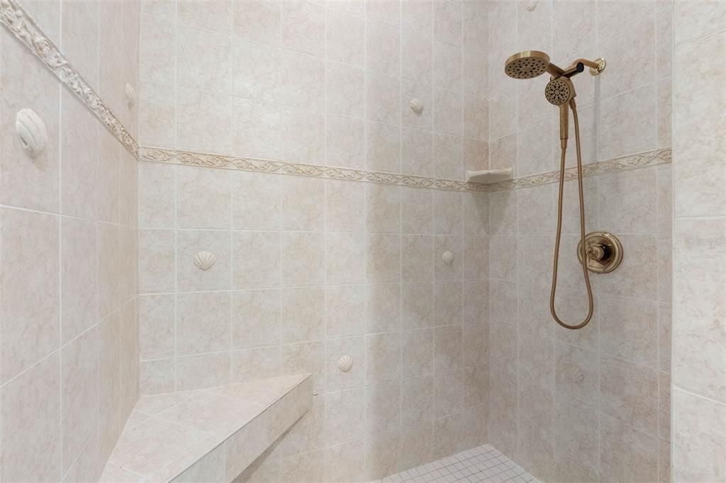 For Rent: $6,800 (3 beds, 3 baths, 2242 Square Feet)