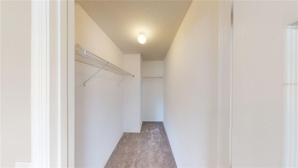 For Sale: $160,000 (2 beds, 2 baths, 1029 Square Feet)